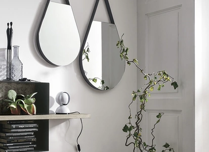 Specchiere moderne Drops con struttura in metallo di Target Point