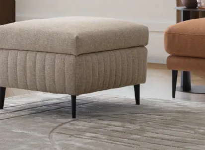 Pouf contenitore in tessuto imbottito e trapuntato Treasure di Le Comfort