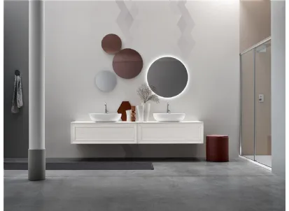 Mobile da bagno elegante classico in Frassino Bianco con cornici Opera 02 di Arcom