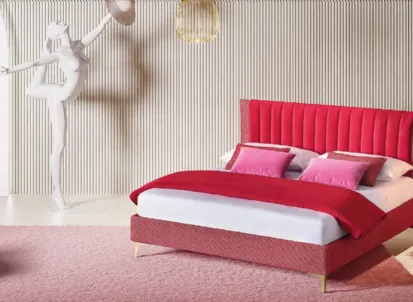 Letto in tessuto con testiera trapuntata Phlox di Le Comfort