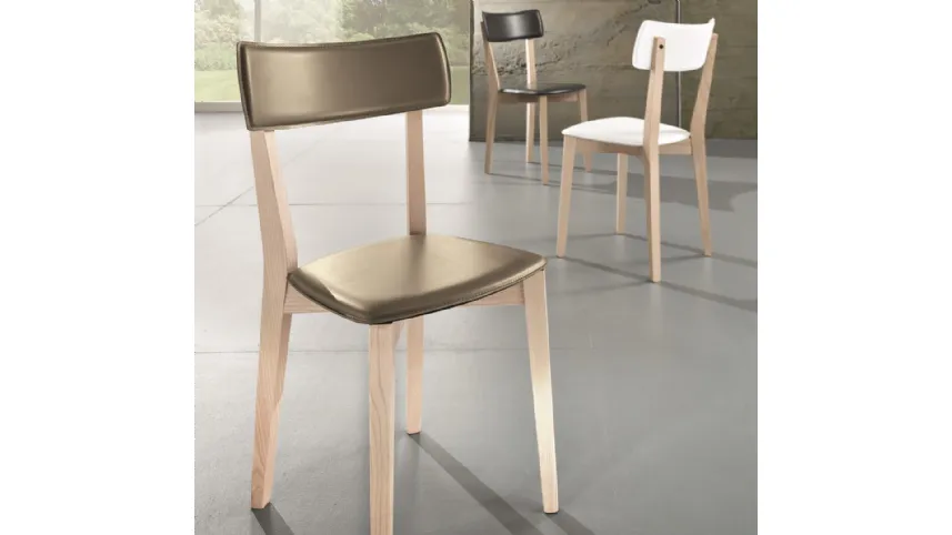 Sedia Ginger S132 in cuoio e legno di Friulsedie