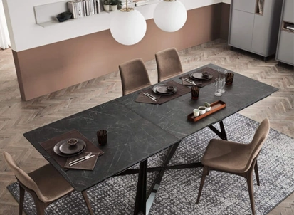 Tavolo con allunghe Poker di Maronese